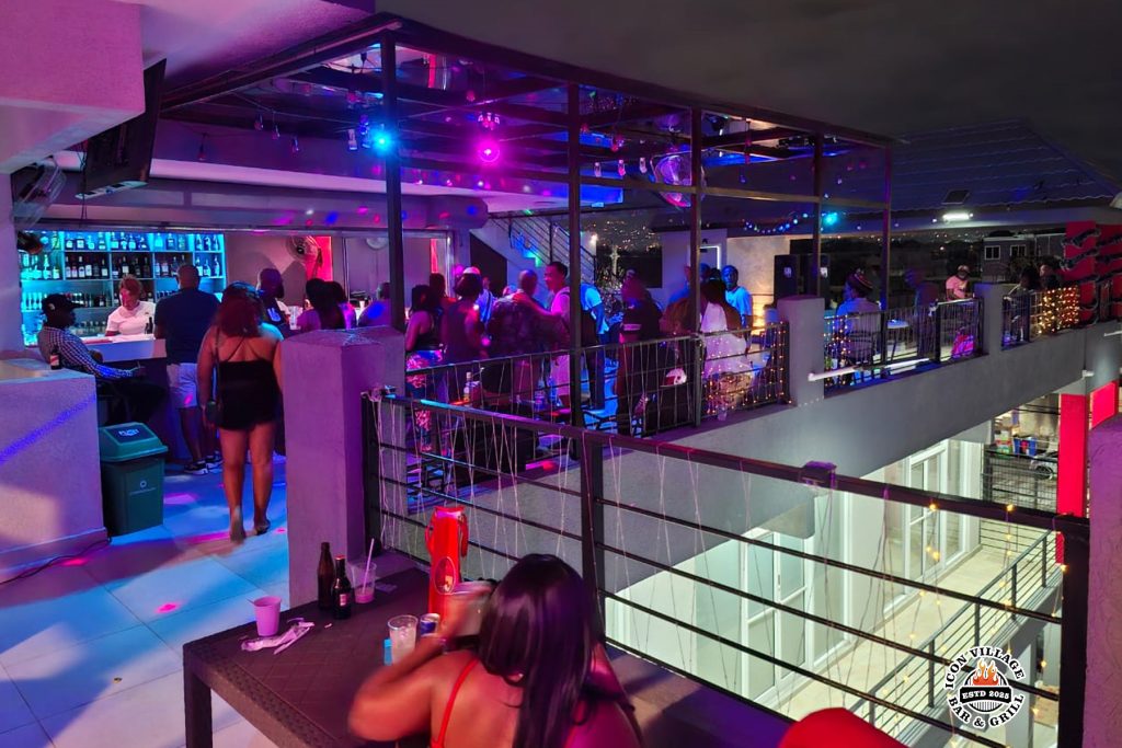 Icon Sundays at Icon Village Bar & Grill